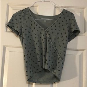 American Eagle shirt